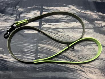 Preview: Führleine zweifarbig , 16 mm , 100 cm , Biothane Foliage Green und Pastell Grün , Hardware Schwarz