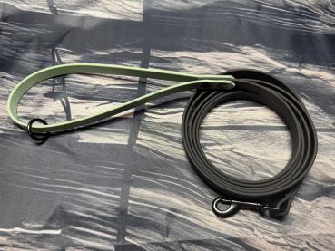 Preview: Führleine Zweifarbig , 13 mm , 200 cm , Biothane Schwarz und Sage Green , Hardware schwarz