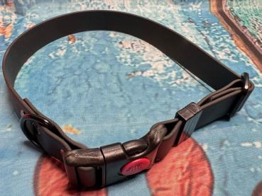 Preview: Verstellbares Halsband mit Klickverschluss , einfarbig , 25 mm , 35 - 55 cm , Biothane Schwarz , Hardware Schwarz
