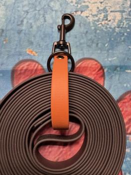 Preview: Schleppleinenhalter Hellbraun 16mm Schwarzer Karabiner