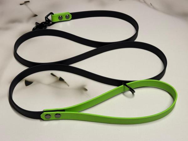 doppelte Handschlaufe, doppelter Karabinerumschlag