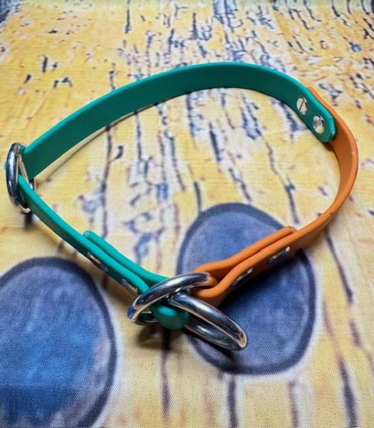 Zugstopphalsband zweifarbig , 16 mm , 38 cm , Biothane Emerald Grün und Burnt Orange , Hardware vernickelter Stahl silber